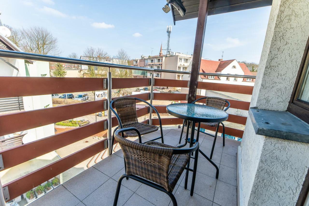 3-Bedroom Apartment Plac Neptuna By Noclegi Renters مينززدرويه المظهر الخارجي الصورة