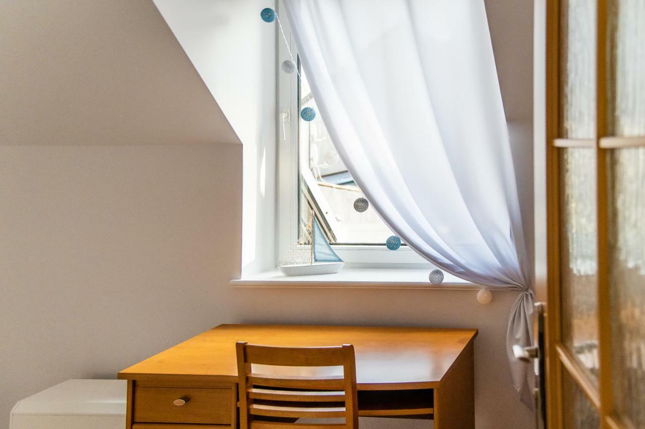 3-Bedroom Apartment Plac Neptuna By Noclegi Renters مينززدرويه المظهر الخارجي الصورة
